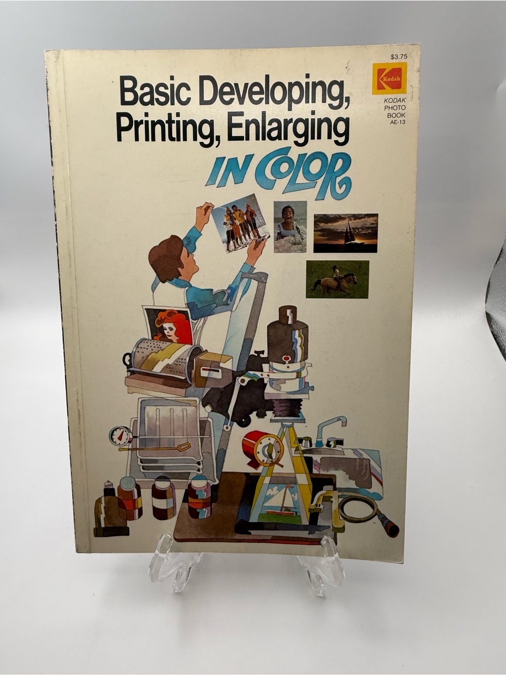 Kodak Basic Developing, Printing, Enlarging In Color -
Vintage Guide